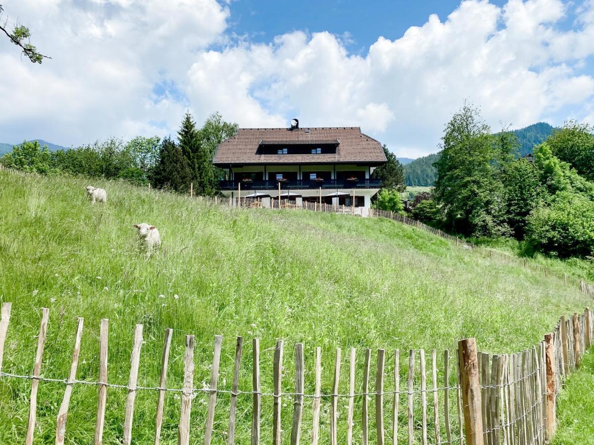 Pension Gasthof Arriach ภายนอก รูปภาพ