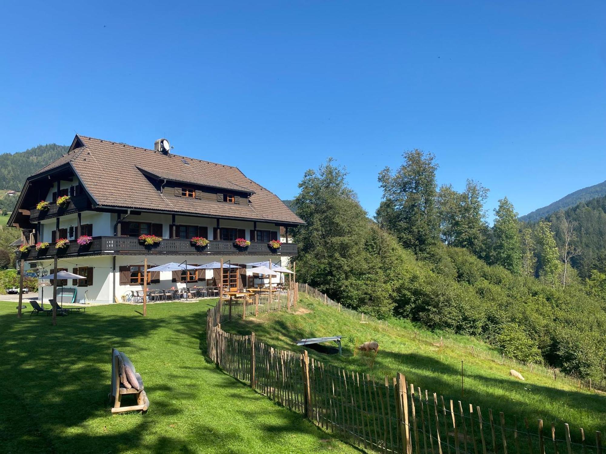Pension Gasthof Arriach ภายนอก รูปภาพ